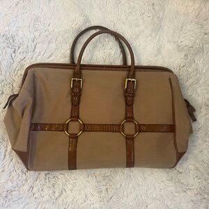 THE LIMITED WEEKENDER BAG - NEVER USED!